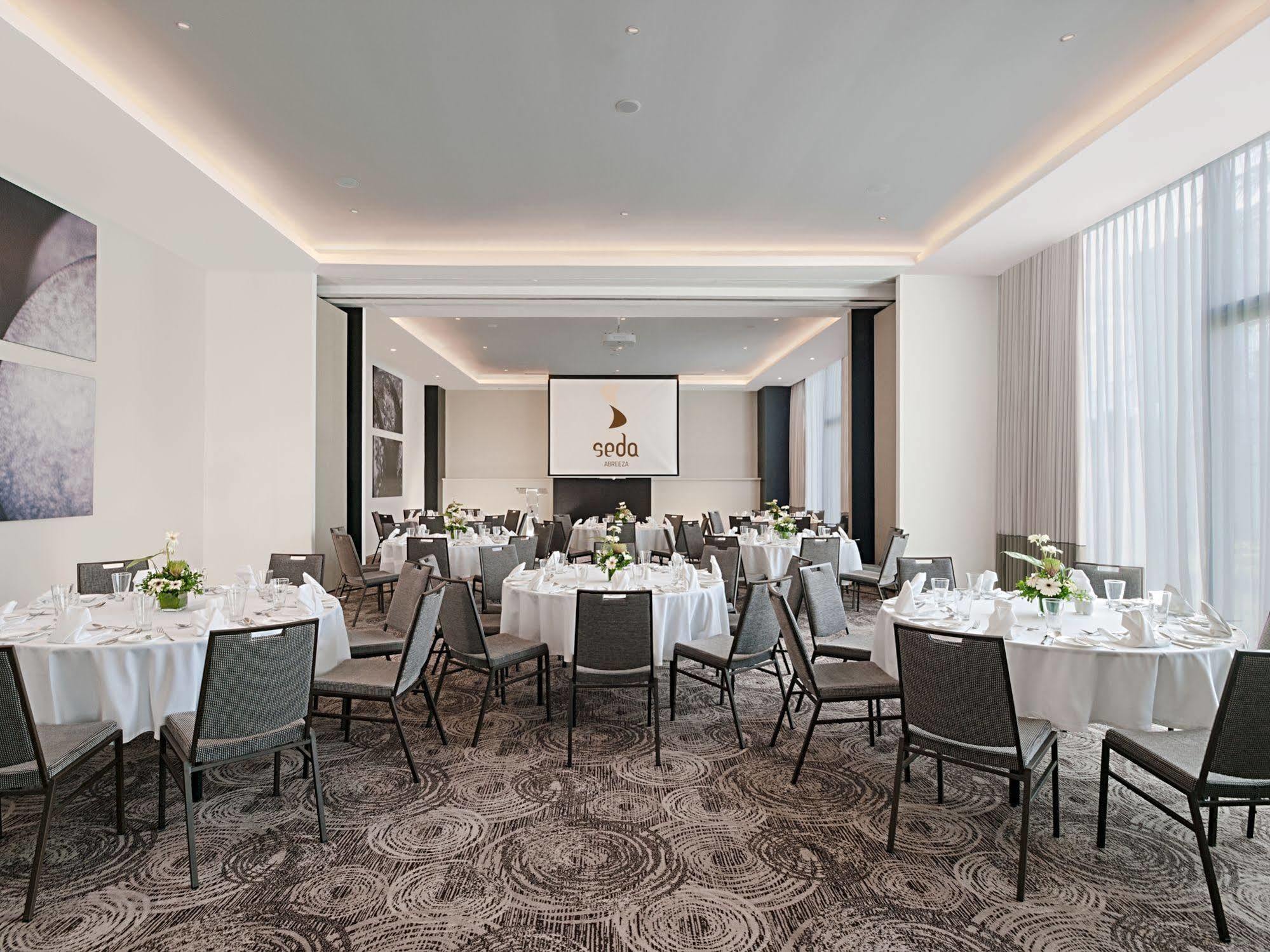 Seda Centrio Hotel Кагаян де Оро Екстериор снимка